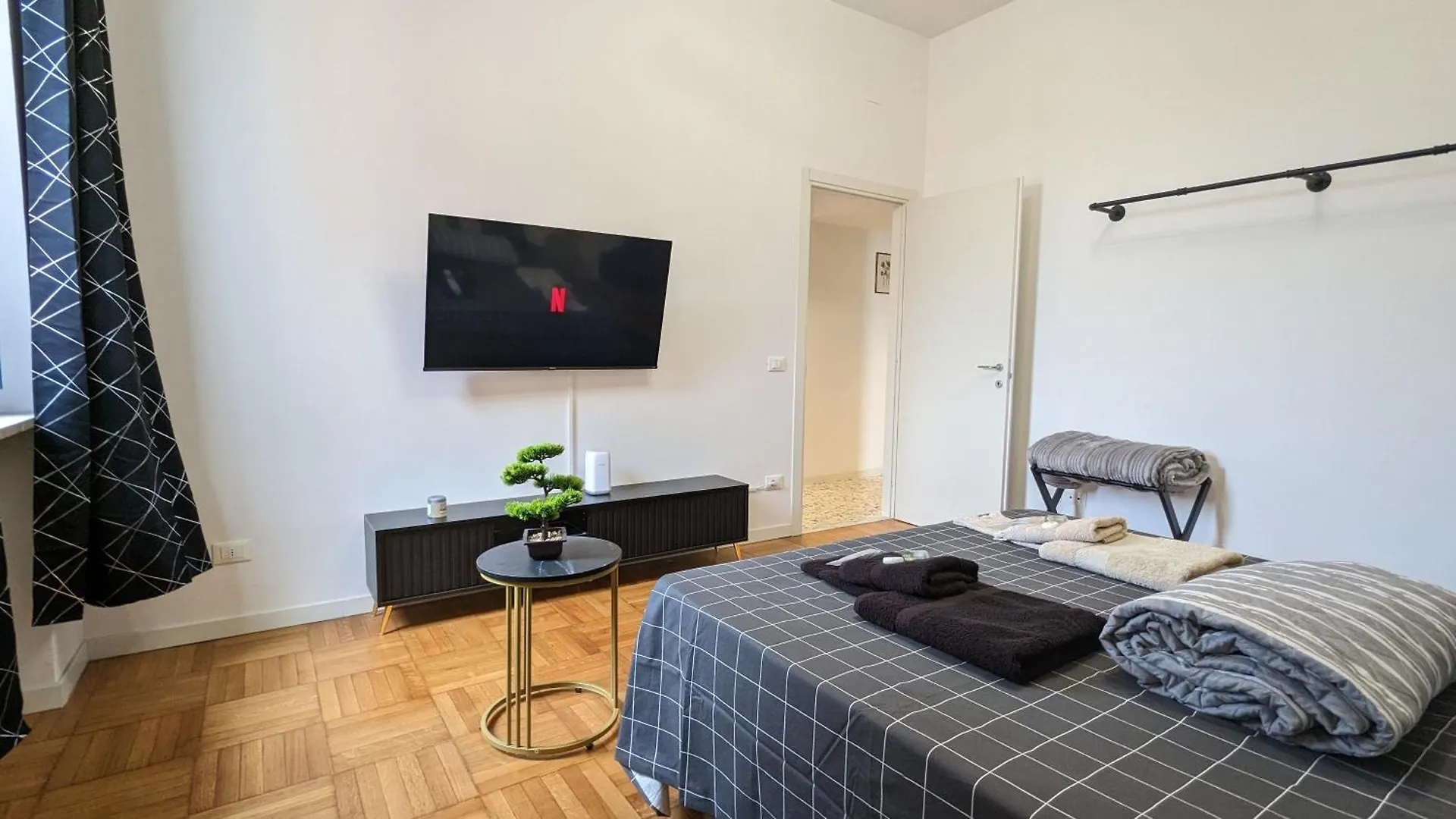 Room With Free Parking 15 Minutes Walk From Arena Verona 0*,  Italy