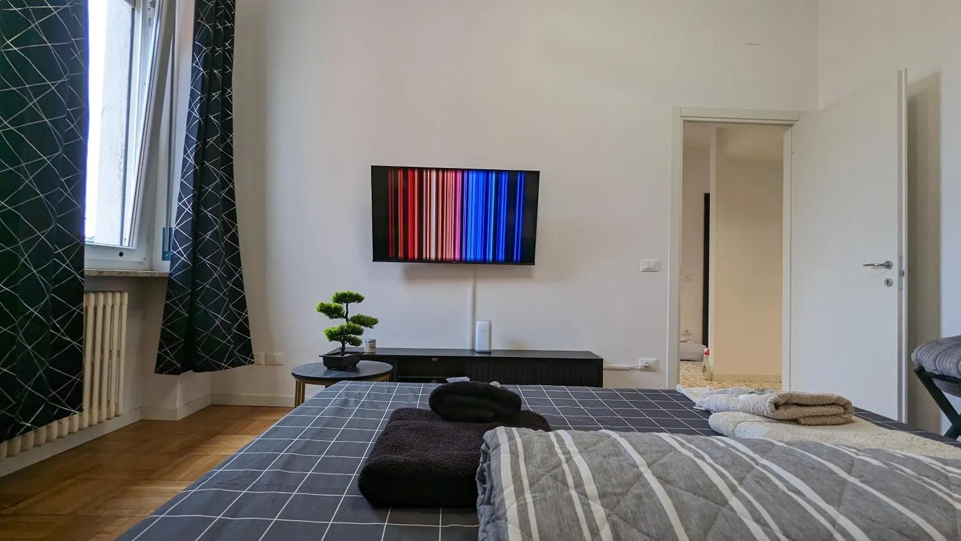 Apartment Room With Free Parking 15 Minutes Walk From Arena Verona Italy